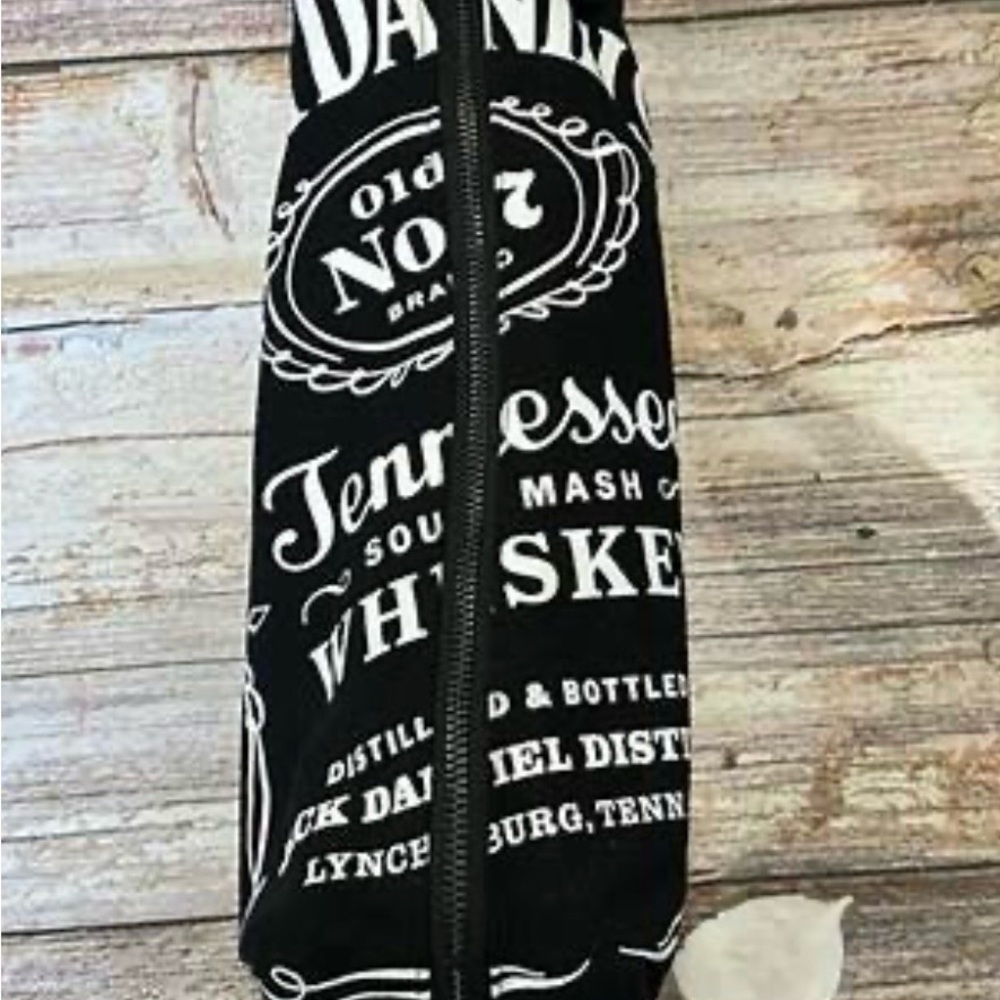 Jack Daniel's Black & White Bottle Cover/Travel‎ Bag